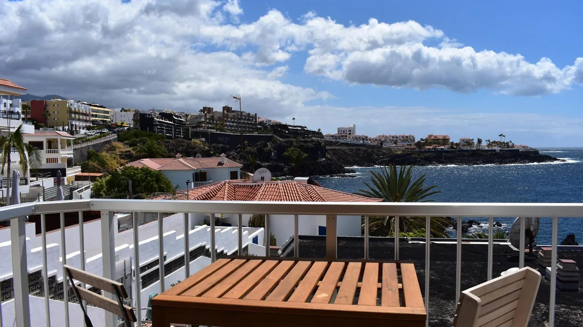 Duplex Con Piscina Junto Al Mar Apartment Puerto de Santiago